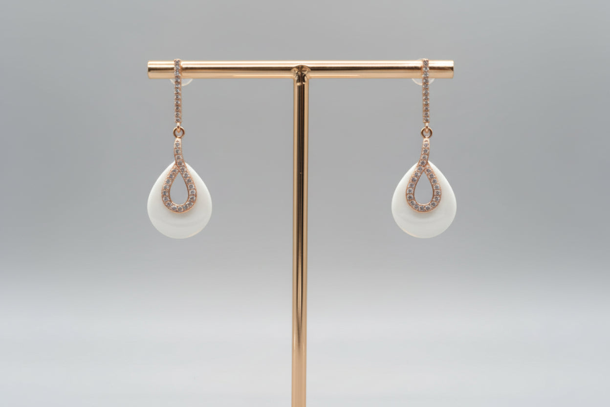 Elegant Teardrop Earring